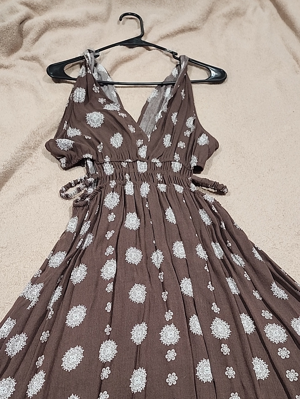 Brown Sleeveless Floral Print Midi Dress